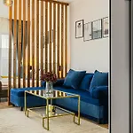 Mountain Breeze Luxury Ac & Parcare Privata *