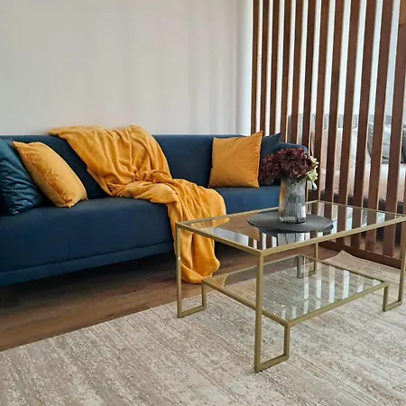 Mountain Breeze Luxury Ac & Parcare Privata Apartment *