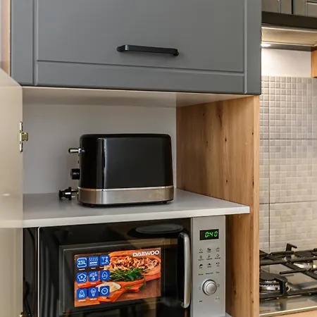 Apartment Mountain Breeze Luxury Ac & Parcare Privata
