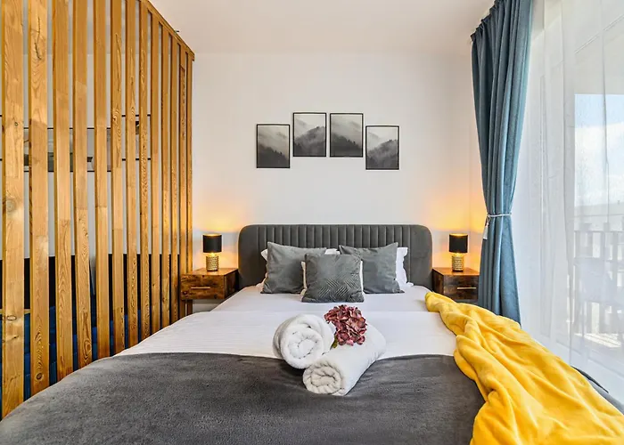 Apartment Mountain Breeze Luxury Ac & Parcare Privata Brasov